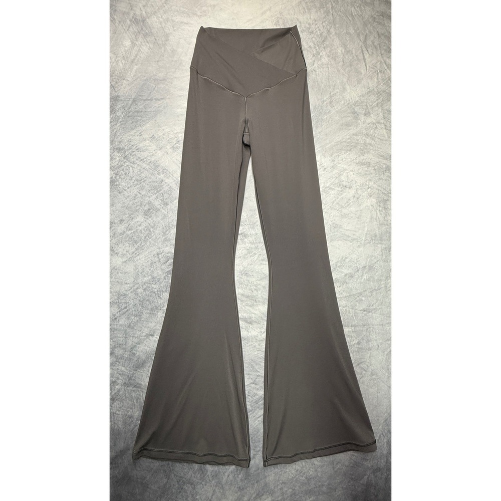 OFFLINE Aerie Real Me High Rise Crossover Flare Leggings sz M taupe yoga pants